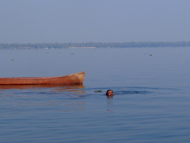 023 Fishing for Mussels (Alleppey, Kerala, India)
