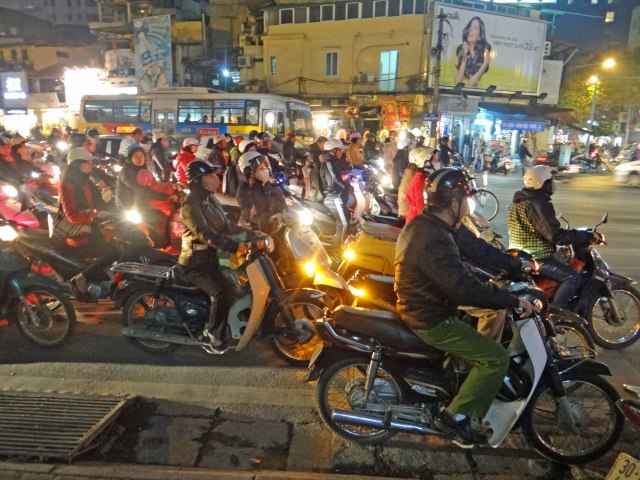 028 Scooter Galore (Hanoi, Vietnam)